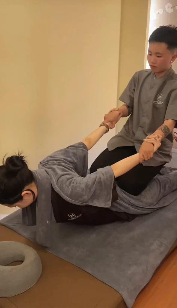 Massage Body Chuyên Sâu – Bí Quyết Giữ Gìn Sức Khỏe & Vẻ Đẹp Tự Nhiên
